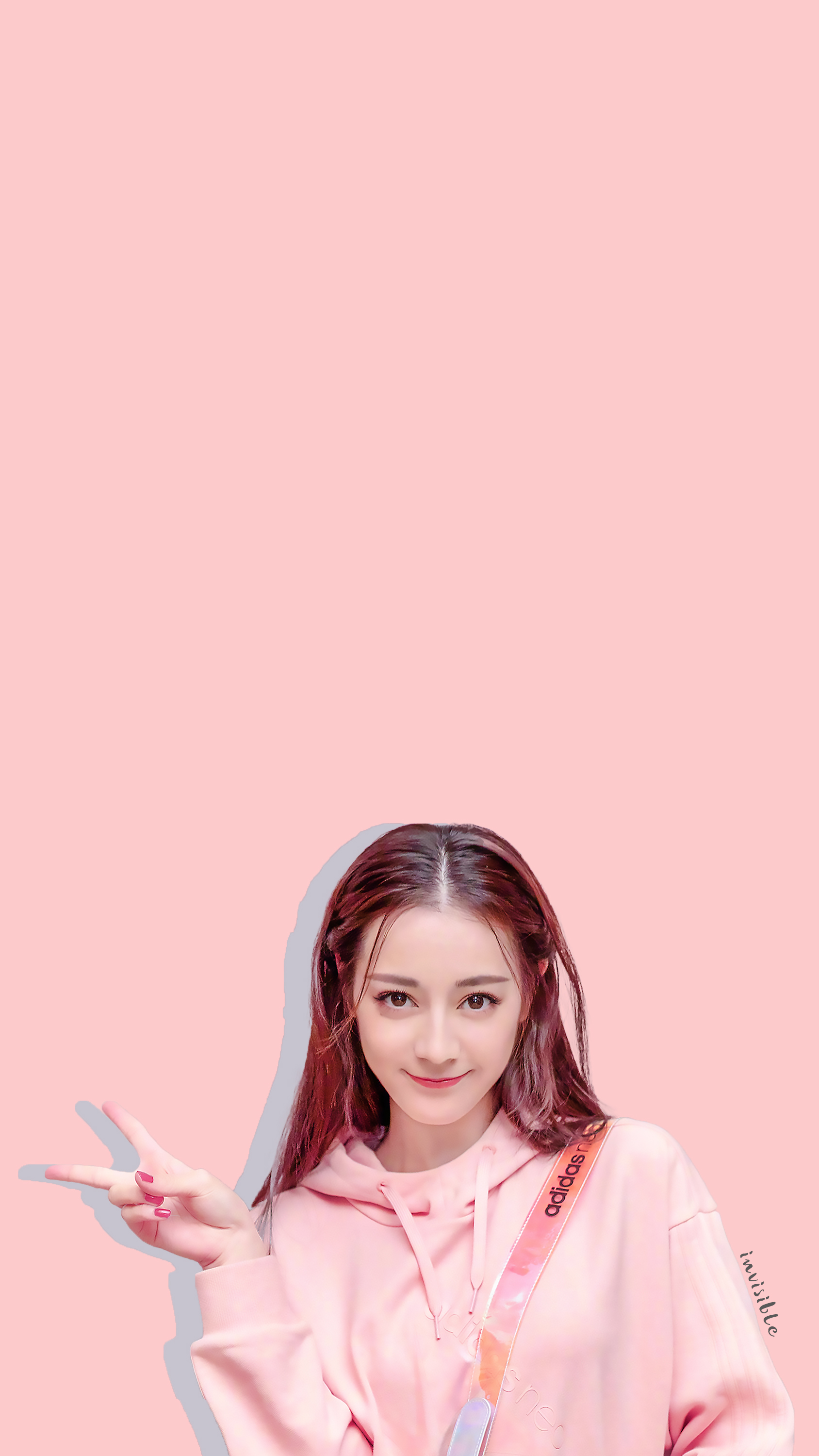 今日份的心动女孩 迪丽热巴,送你们一组超适合当壁纸的图