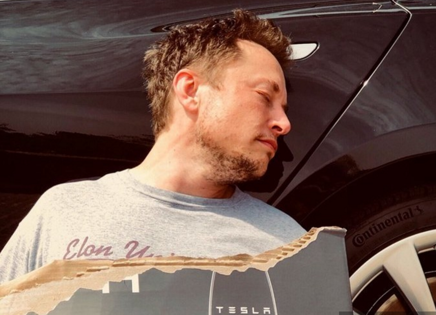 musk)最近接受了《纽约时报》以及youtuber布朗利(marques brownlee)