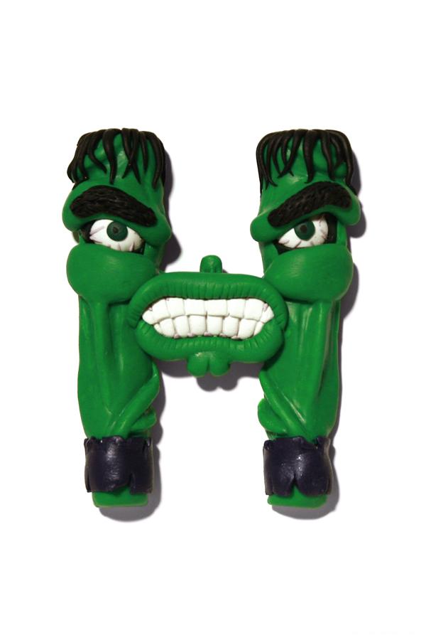 有趣的怪兽生物创意字母3d字体设计