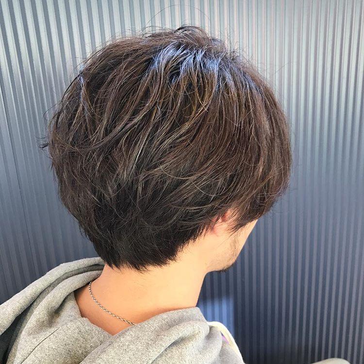 中年短发这样剪,优雅又气质,你的不二选择