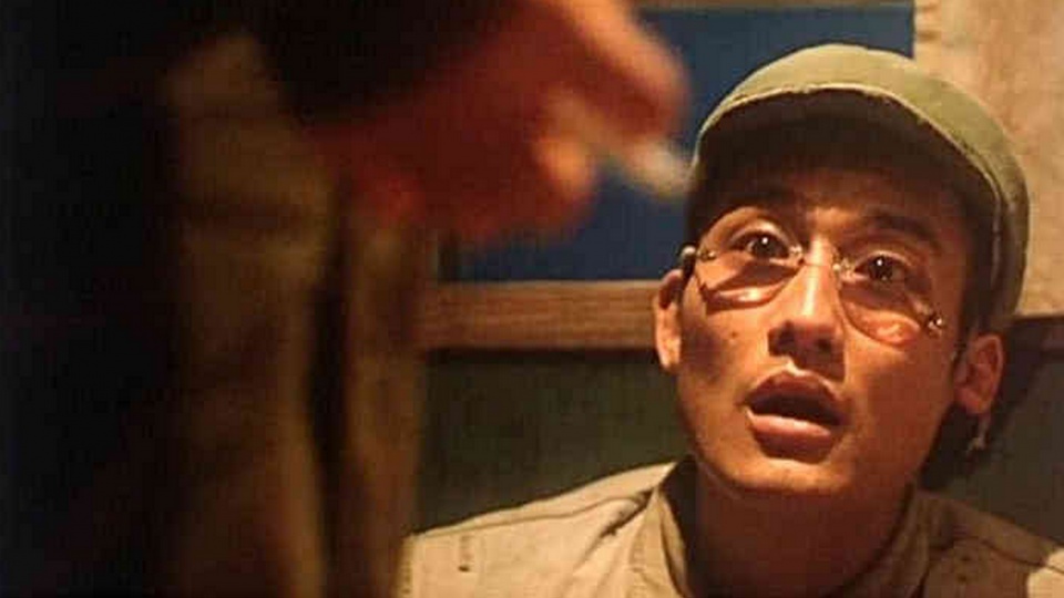 在电影《棋王》中梁家辉扮演遭遇上山下乡的知青王一生.