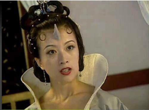 金巧巧,演二龙女