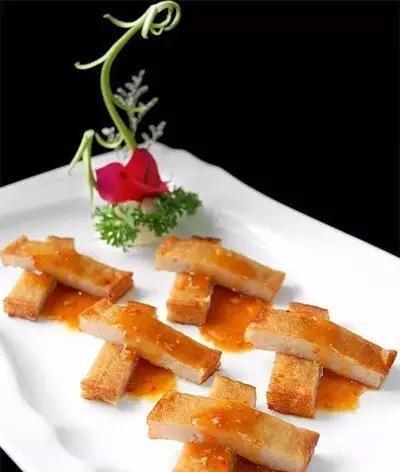 九道创新菜品制作, 大厨们的智慧结晶!|沸水|肉糕|菜品_新浪新闻