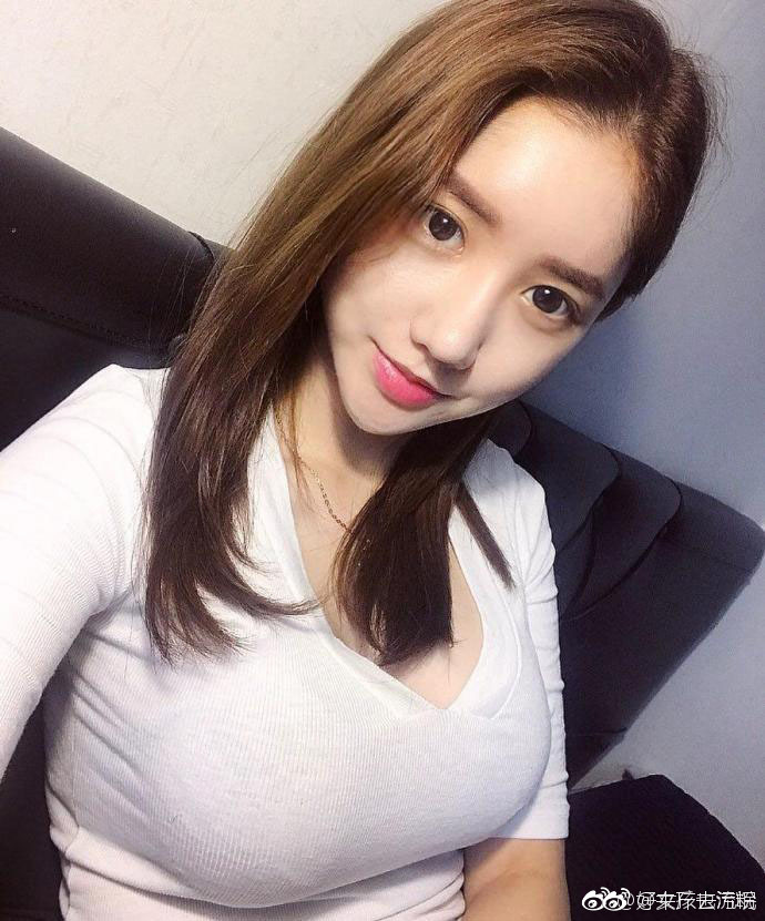 韩国网红美女2km2km(美玲元),有一种似曾相识的感