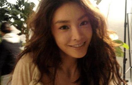 高尔夫球都弱爆了! 曝大佬开发新玩法, 张紫妍痛不欲生致不孕!