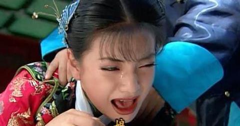 还珠格格里小燕子挨板子后到底说什么为什么只有永琪懂了