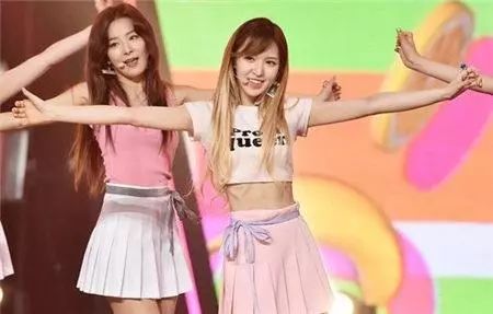 饱受网友议论的wendy备受压力,减肥也成了她每天的必修课.