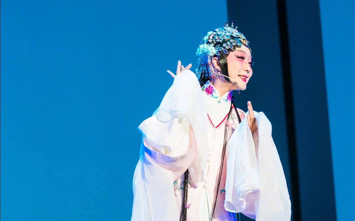 李玉刚|男扮女装|表演艺术_新浪新闻