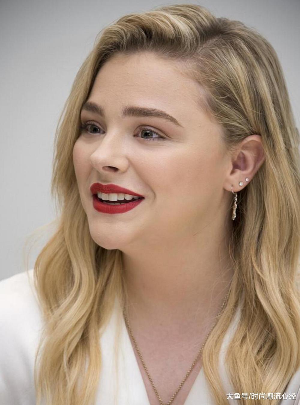 贝克汉姆前儿媳超杀女疑失恋爆肥, 21岁虎背熊腰魁梧壮硕