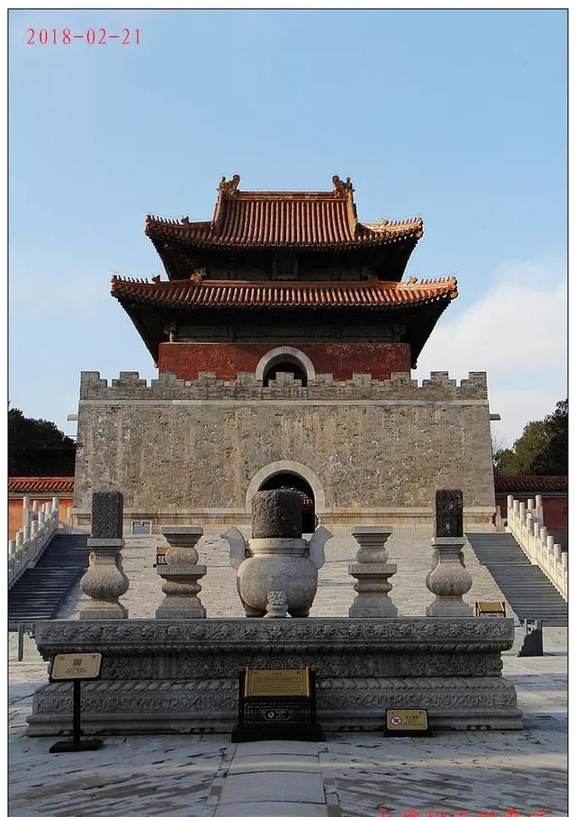 然而清朝所有帝后的陵寝,只有道光帝的慕陵是金丝楠木, 光绪皇帝是大