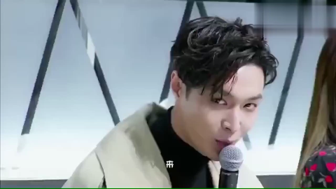 【张艺兴版权意识】 张艺兴 张PD真的很严格,