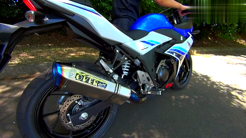 铃木GSX250R更换排气后的声浪对比!
