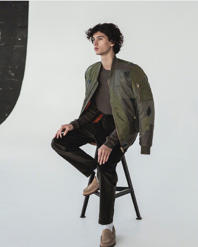 nikolai) 67676767丹麦19岁的王子尼古拉,是丹