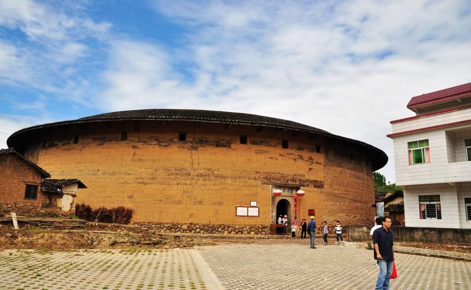 花萼楼显示了客家人圆满团结平均平等的生活理念