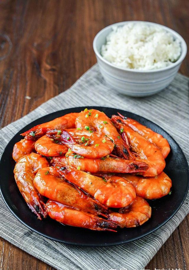 经典菜式油焖大虾