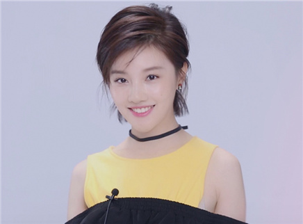 一次落水戏动用140桶矿泉水,谁大牌大成这样?