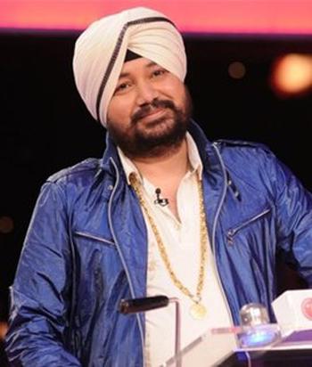 东北玩泥巴歌手贩卖人口被抓,玩泥巴玩大了,玩牢里去了