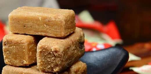 网评童年5款整人零食!芥末味薯片、红色尖叫上