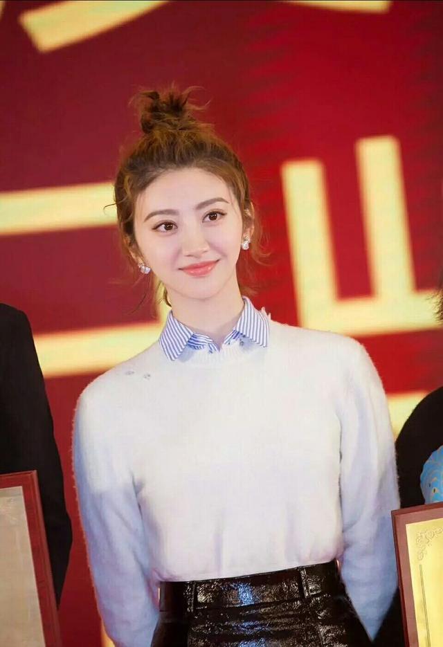 女星丸子头盘点刘亦菲还能再好看点吗你能get到谁