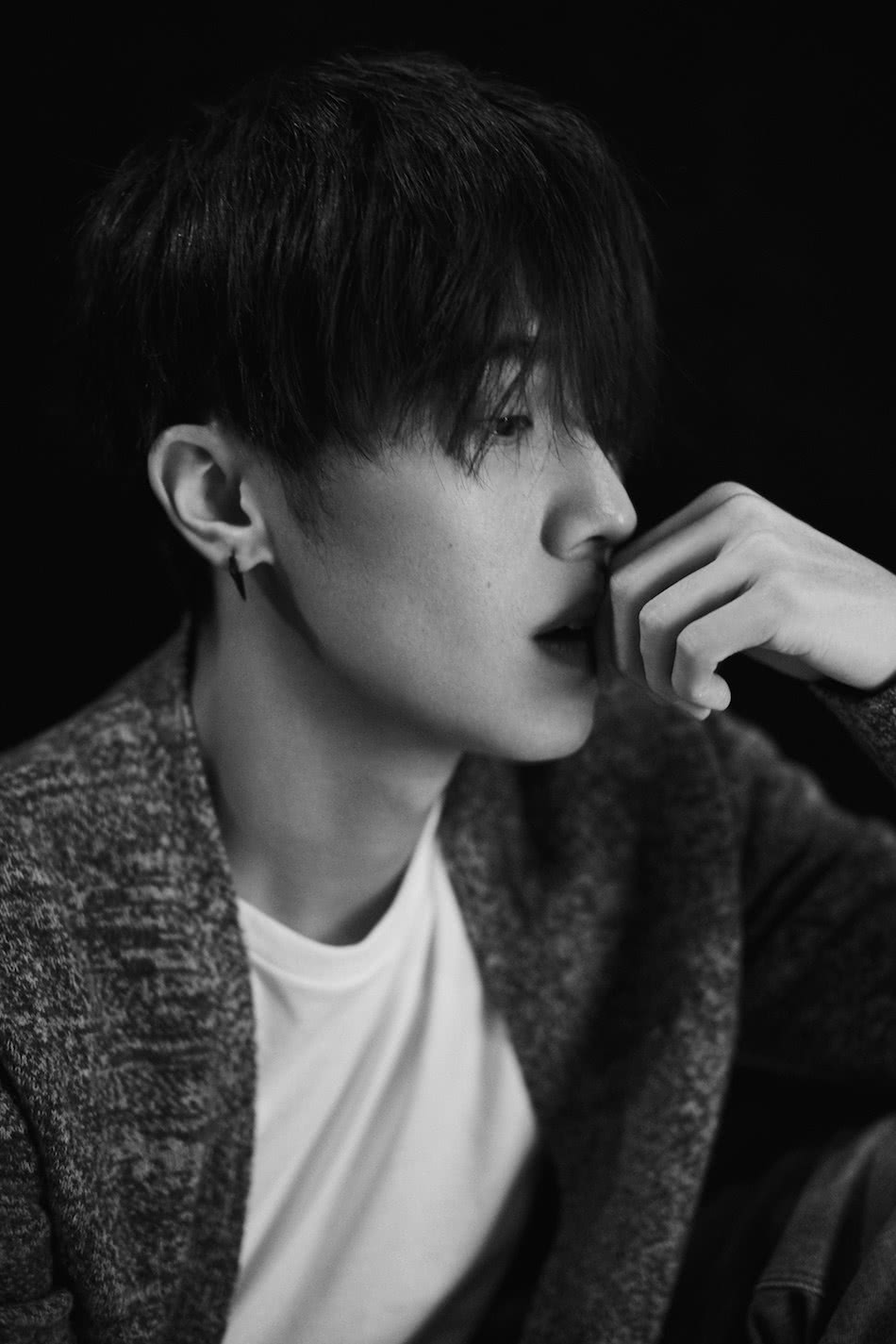 周游主演《镜像人·明日青春》演绎未来青春 入围两大影展