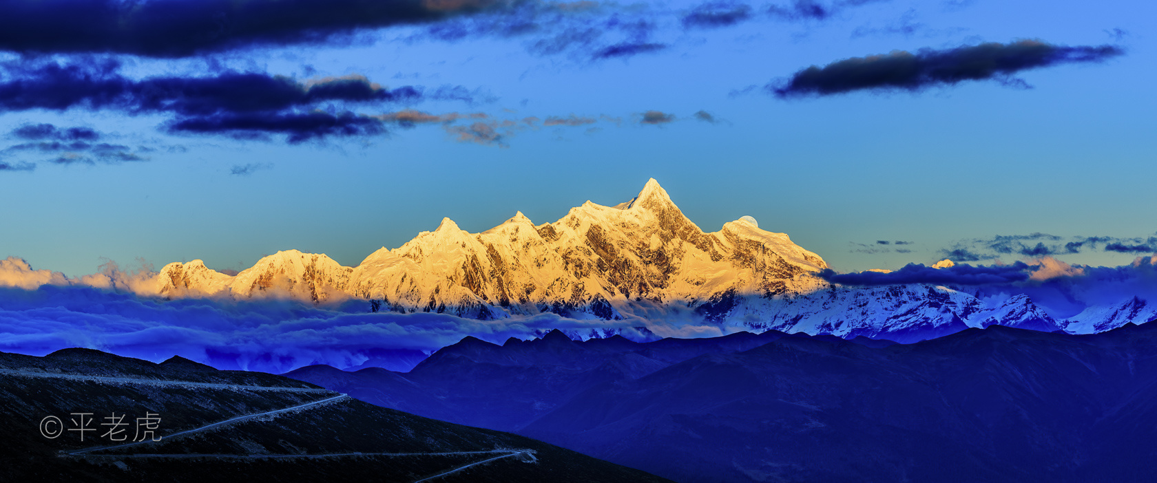 2016年10月我们为了拍摄南迦巴瓦日照金山时刻的月升