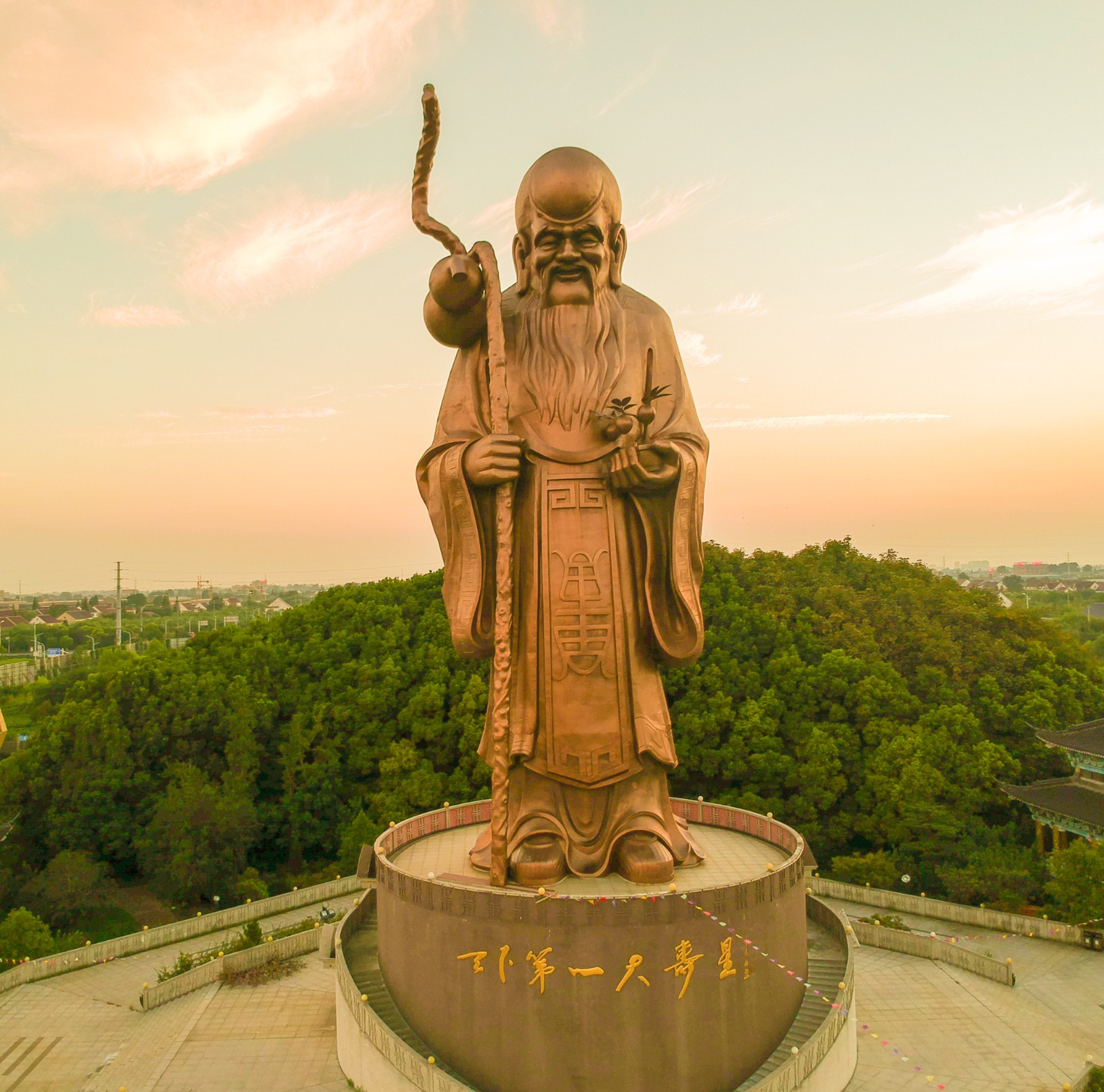 巍然壮观,让人心灵震撼|如皋|寿星|铜质_新浪新闻