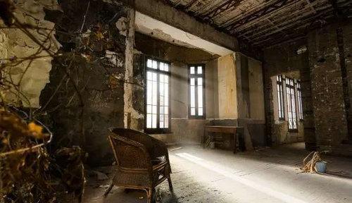 恐怖元素升级 , 张智霖引领第一鬼宅即将回归