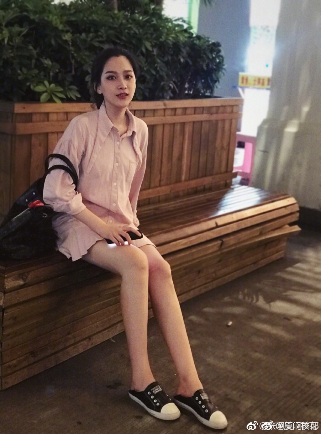 她叫张笑笛96年毕业于中国民航大学身高172cm