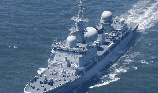 中国电子侦察船成功完成任务, 返航时获得意外"惊喜", 很激动