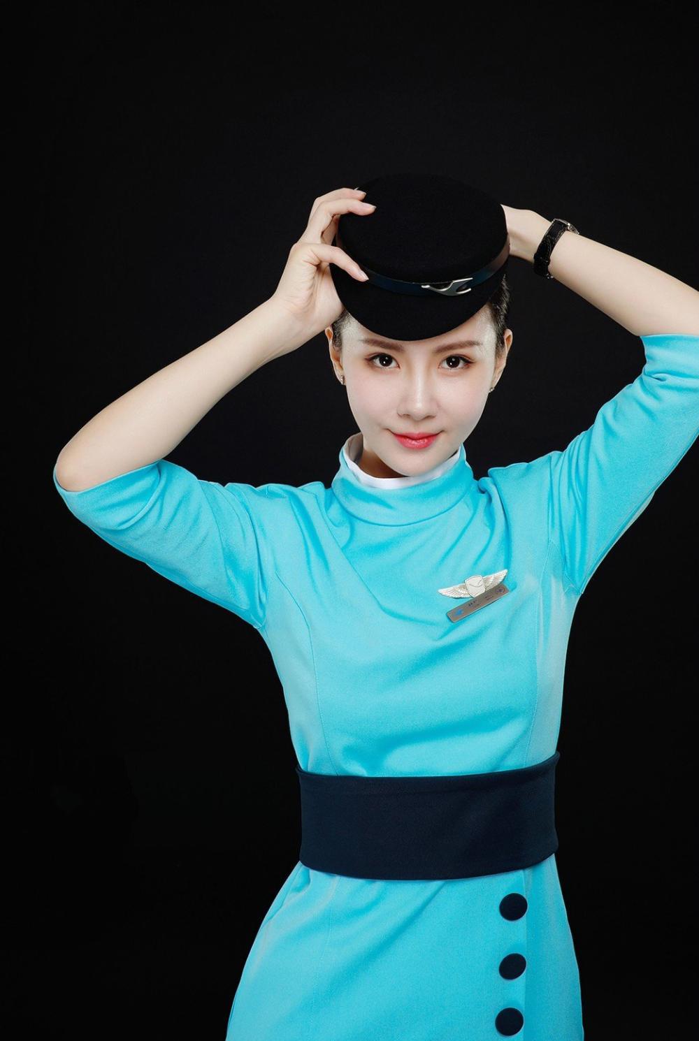 厦门航空空姐制服照看看厦航空姐的惊艳