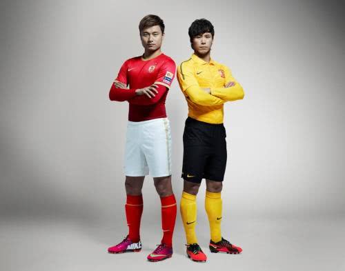 广州恒大2019赛季球衣悄然流出?球迷:又要换