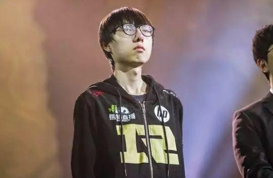 lol:亚运会夺冠后香锅采访:不管我死不死,我就是要你死!