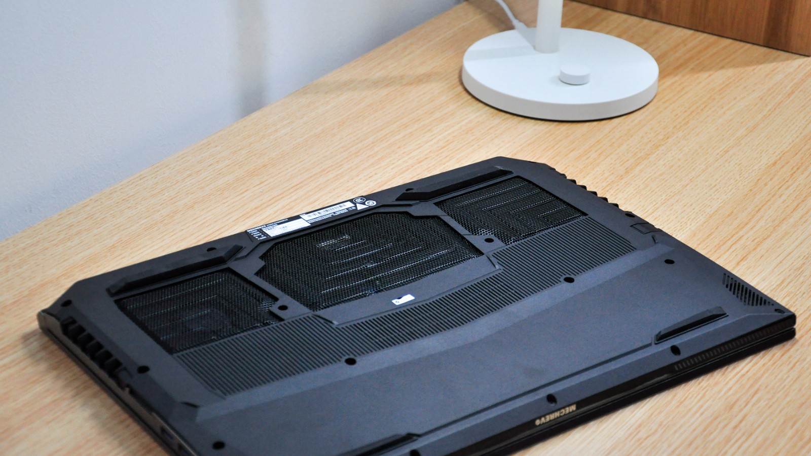 理想中的游戏本!机械革命深海幽灵z2体验评测