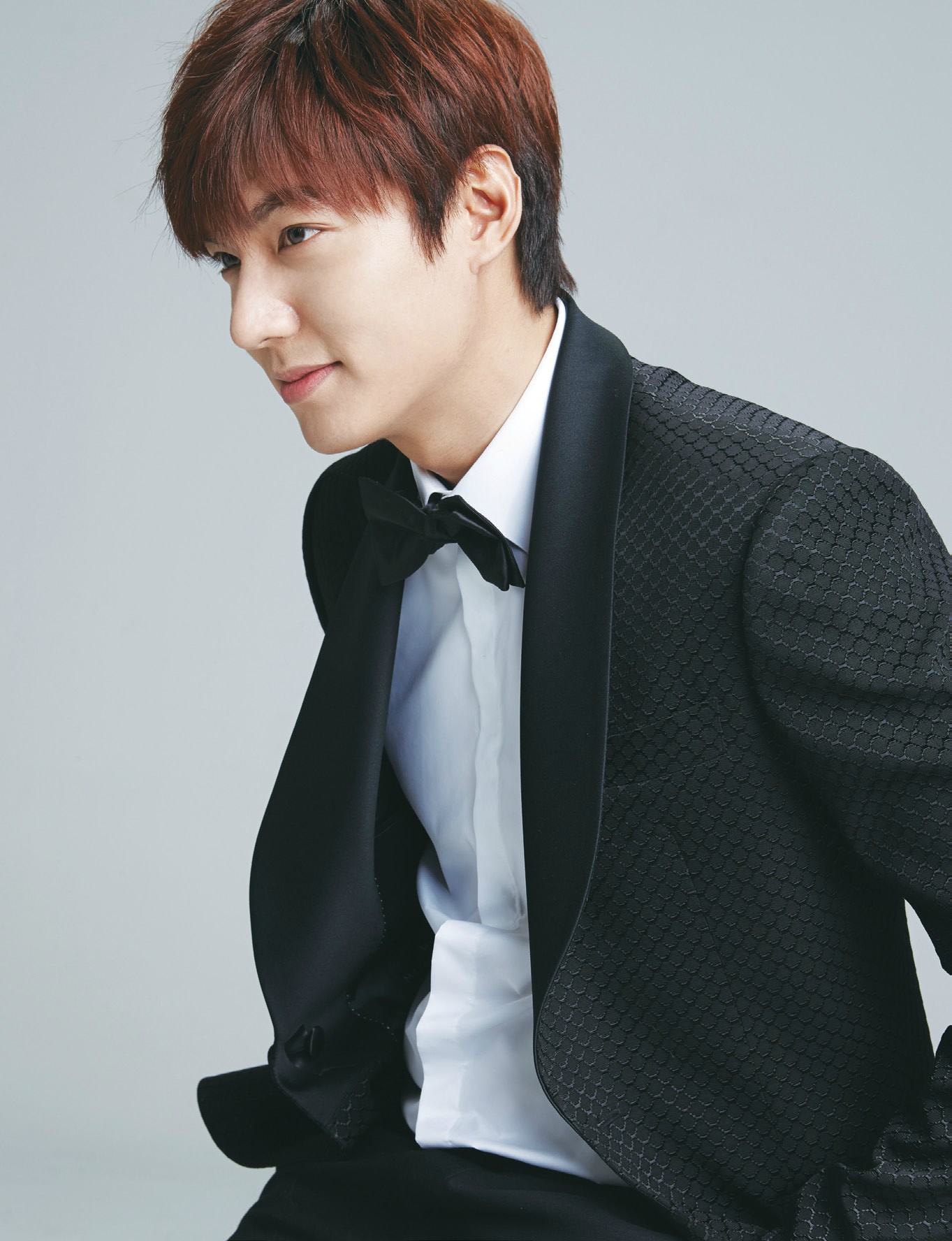 李敏镐寸头走红网络网友城市猎人即视感