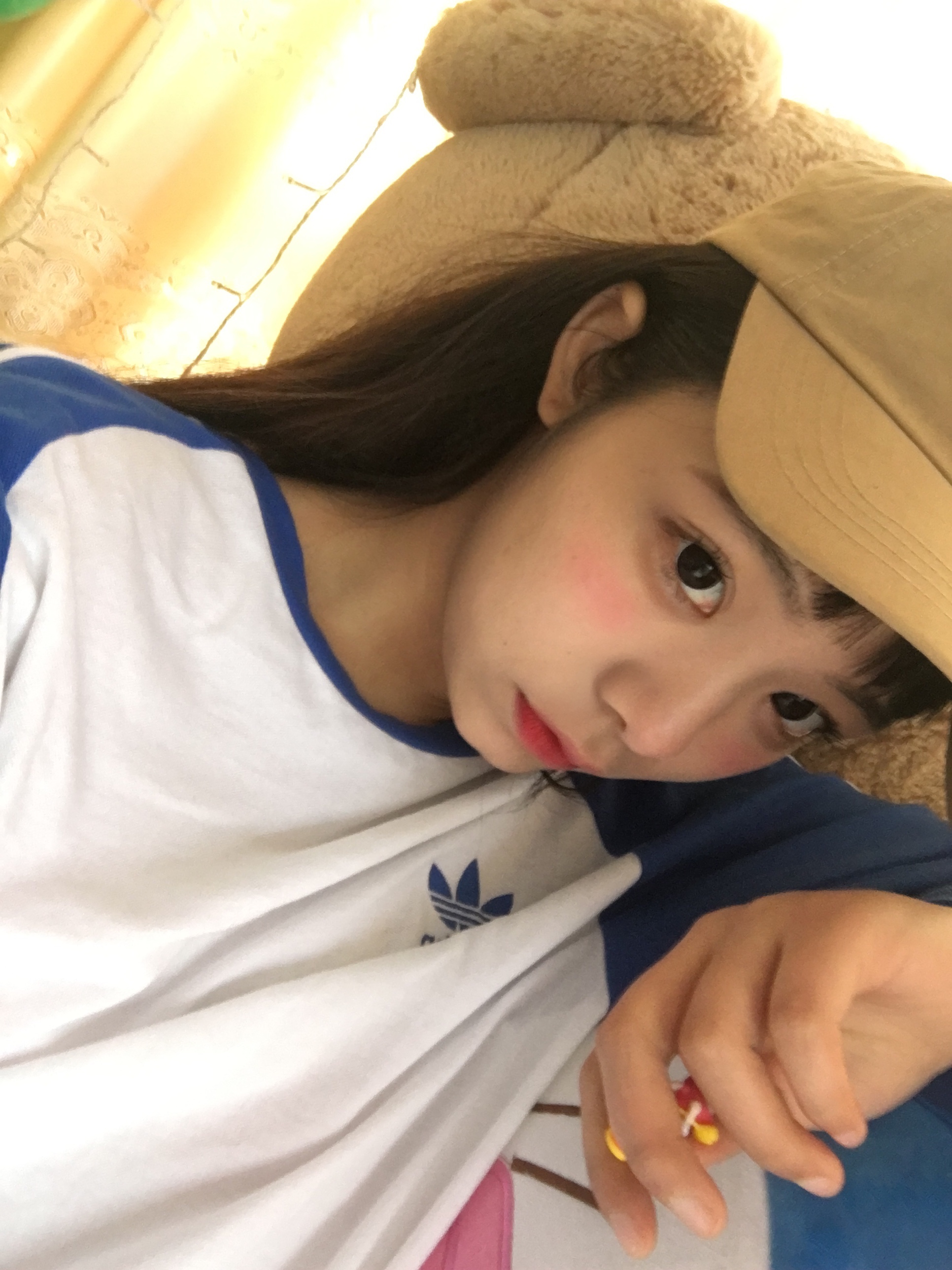 校花美女 李恩沁 台湾人 19岁 168cm 45kg长沙读书 外号 台湾妹妹 松