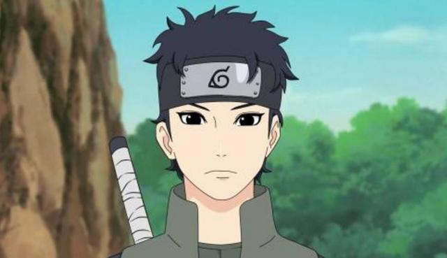 的瞬间就让观众们不淡定了啊,因为这个样子确实是跟卡卡西太像了啊