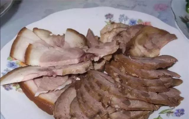 元谋美食之 元谋卤肉
