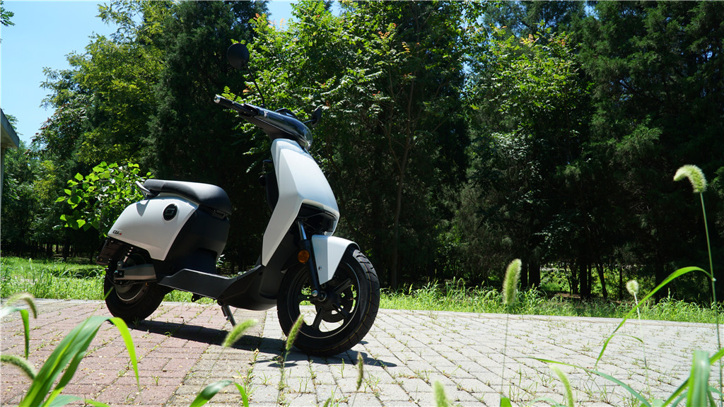 这款大玩具可以解决堵车困扰小胖开箱新款soco