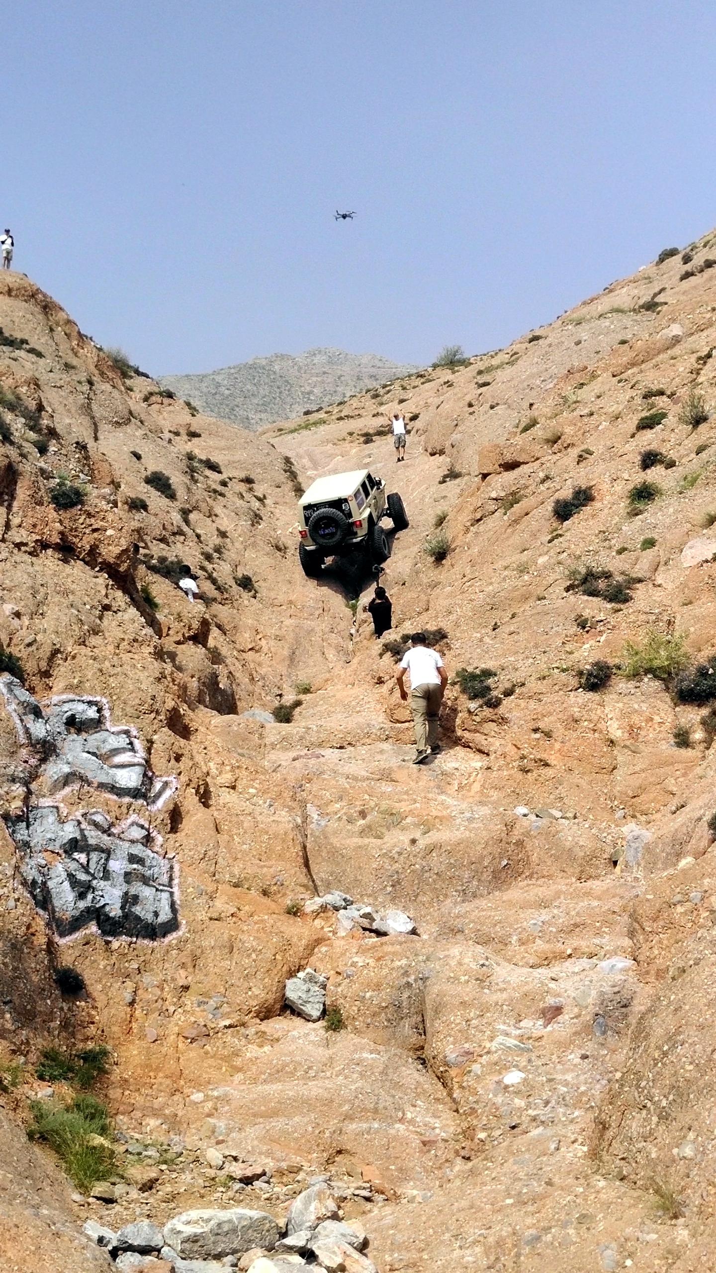 8月28日,我们开进了虎克之路,见证虎克之路天梯的艰险