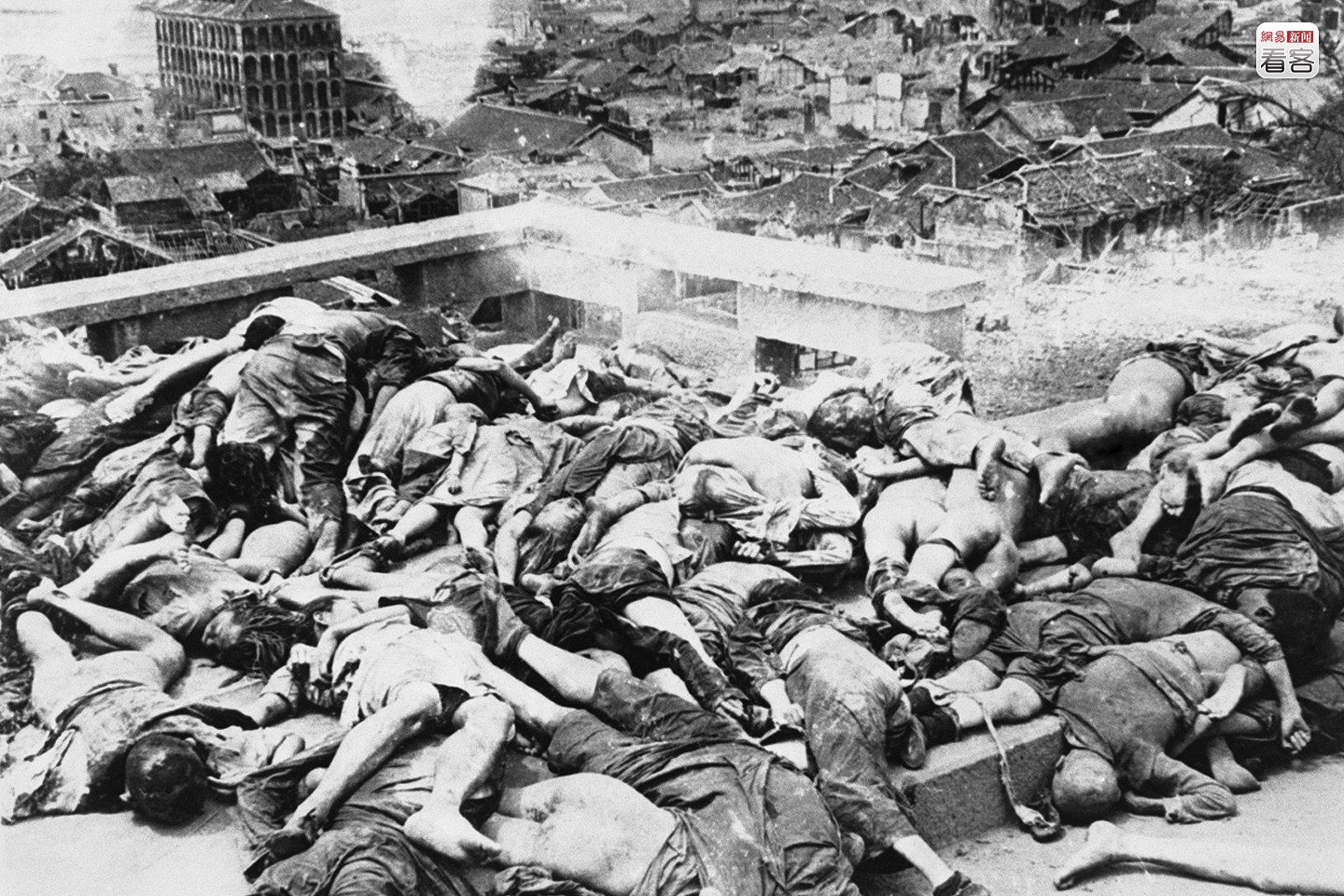 一线影星集聚《大轰炸》导演八年倾心力作值得期待吗?