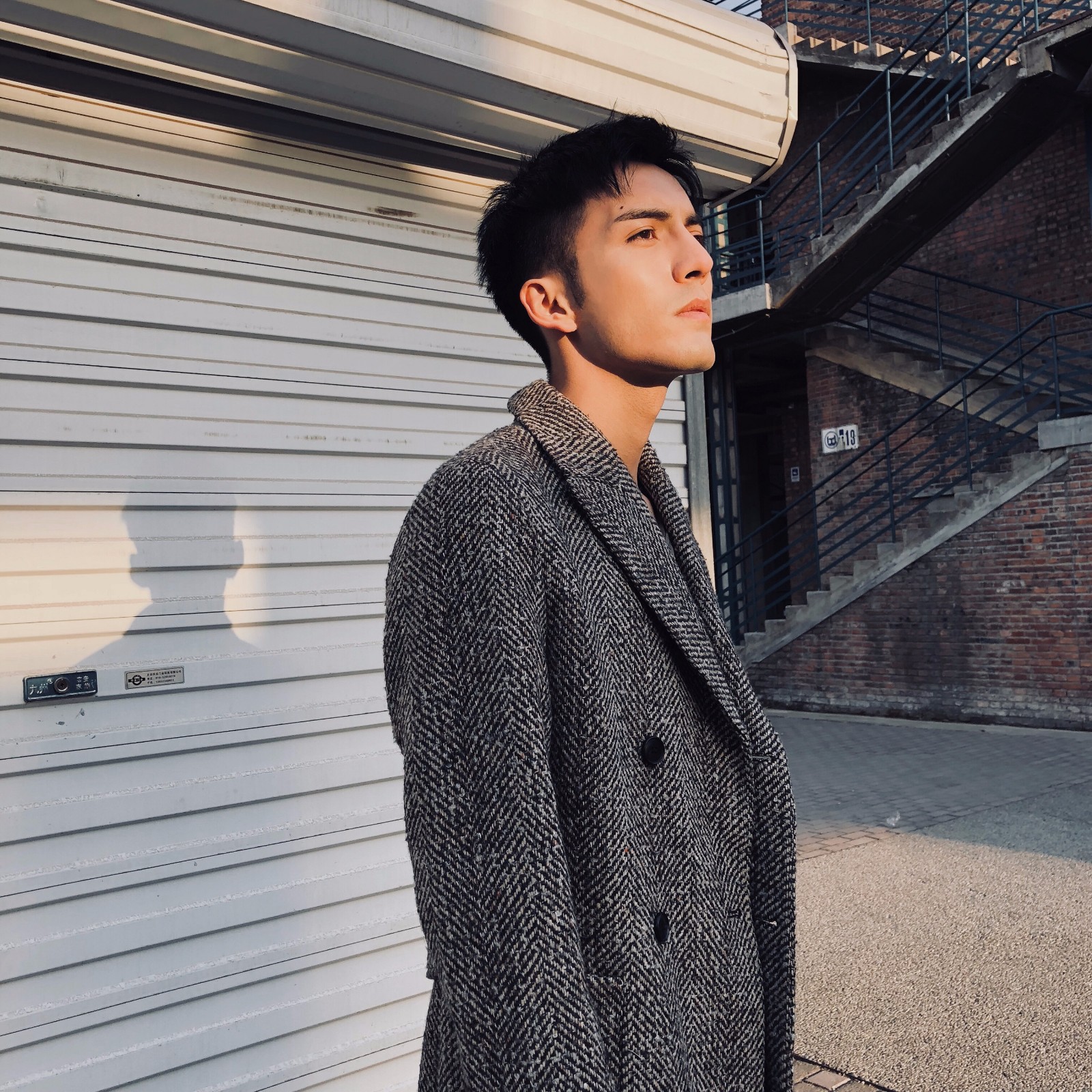 《莫语者》燃爆荷尔蒙,新生代演员"欧米德"激情出击受关注