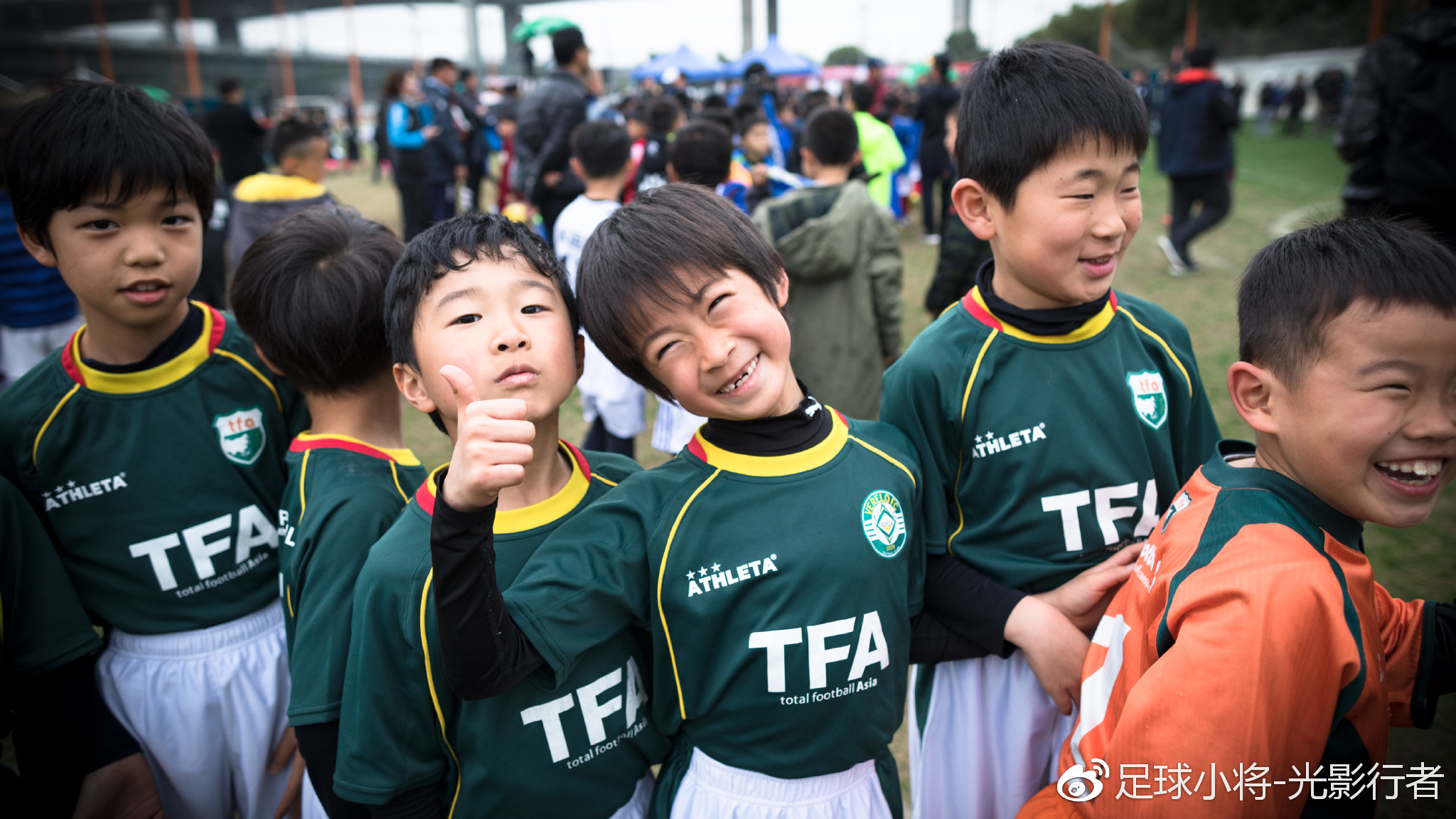 所有参赛队的小球员萌照大集合300图