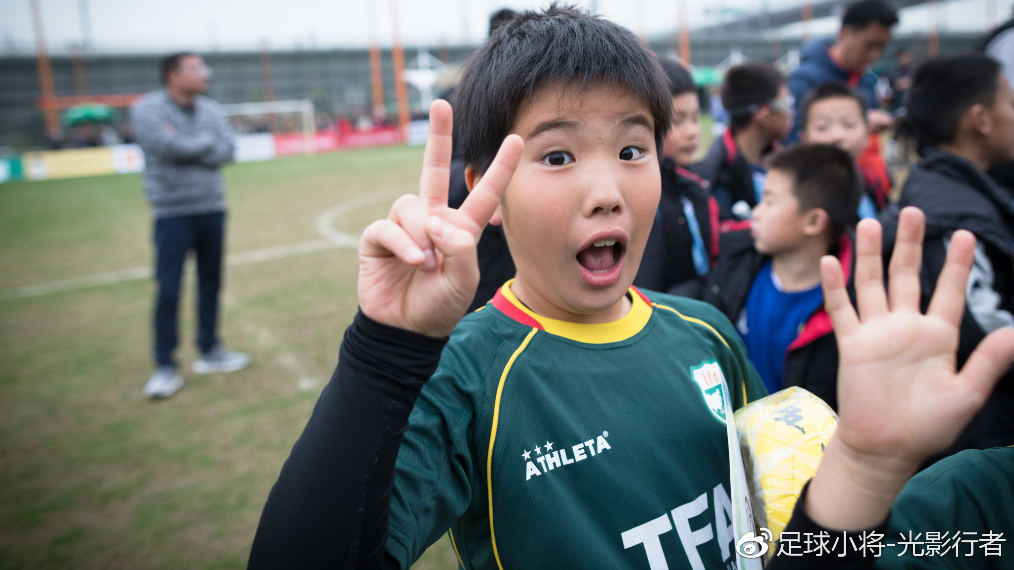 所有参赛队的小球员萌照大集合300图