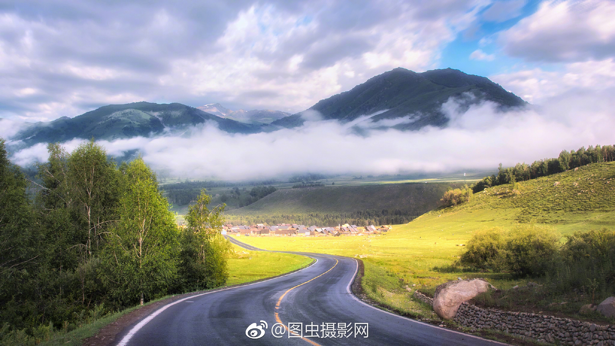 图虫携手 作为 征稿平台,欢迎各位摄影师参赛投稿,22万大奖等你拿