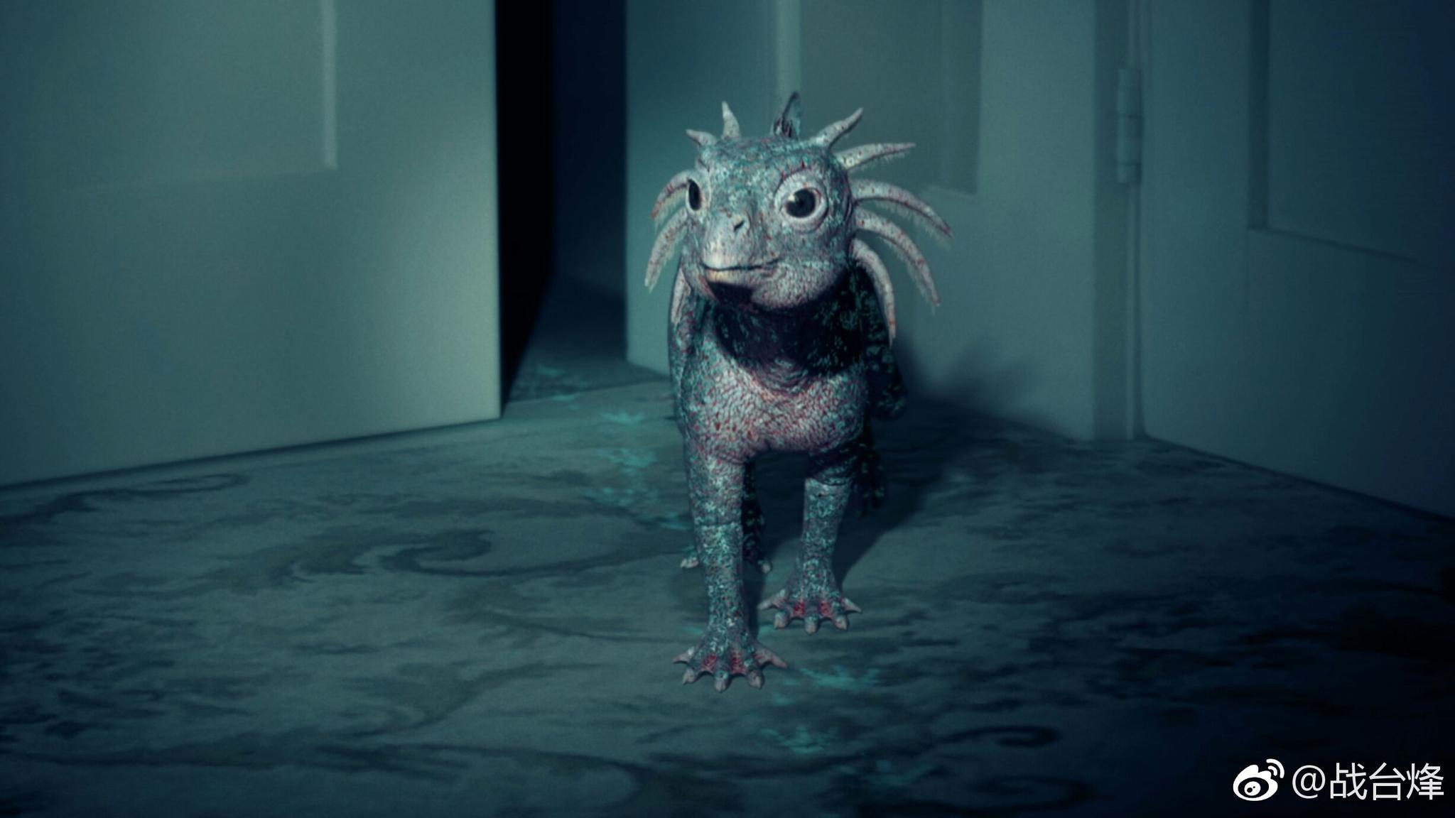 可以说是侏罗纪公园et外星人的结合体