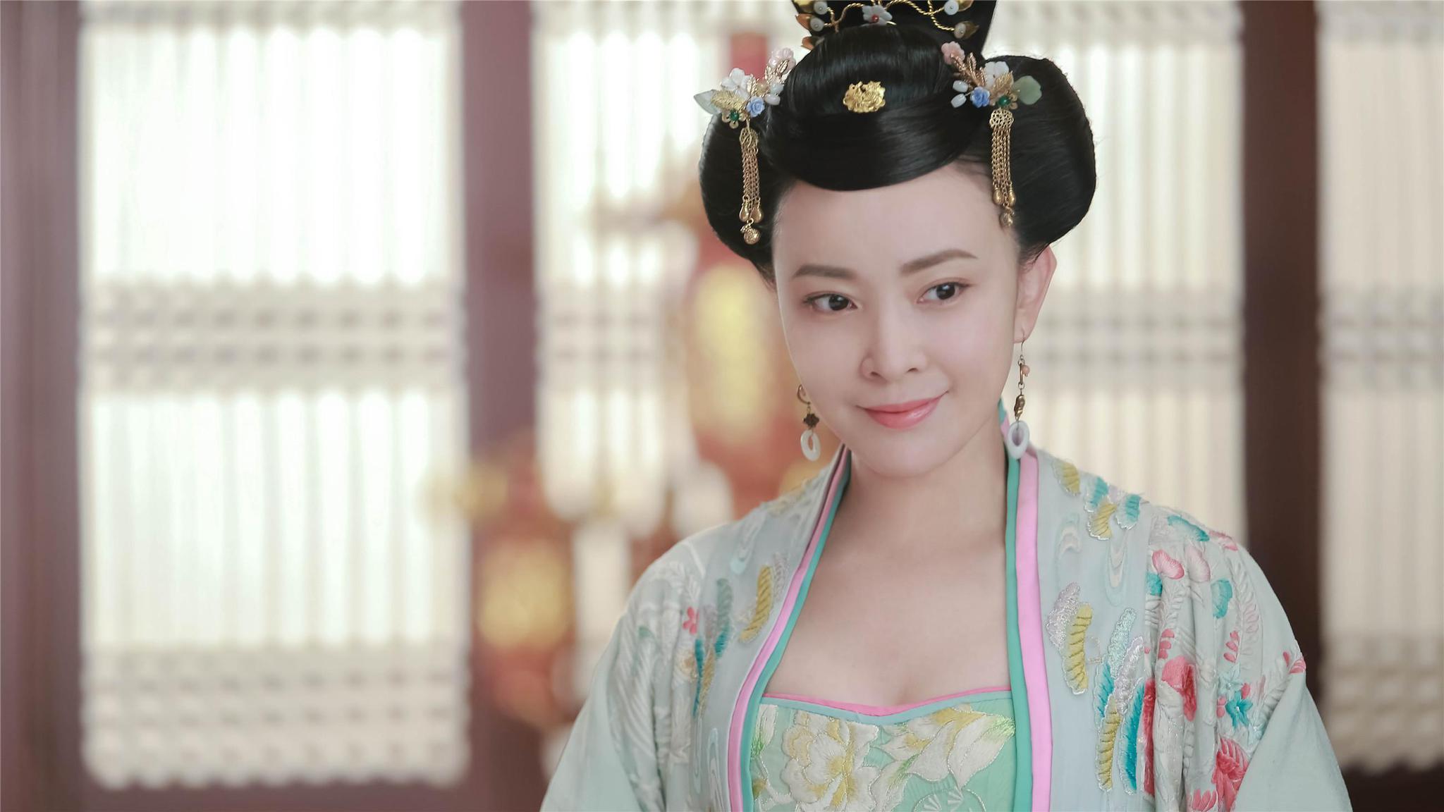 她神似刘若英,与孙红雷演情侣成名,如今42岁却美成这样?