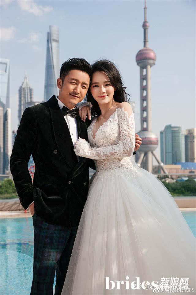 邹市明夫妇结婚七周年拍写真秀恩爱