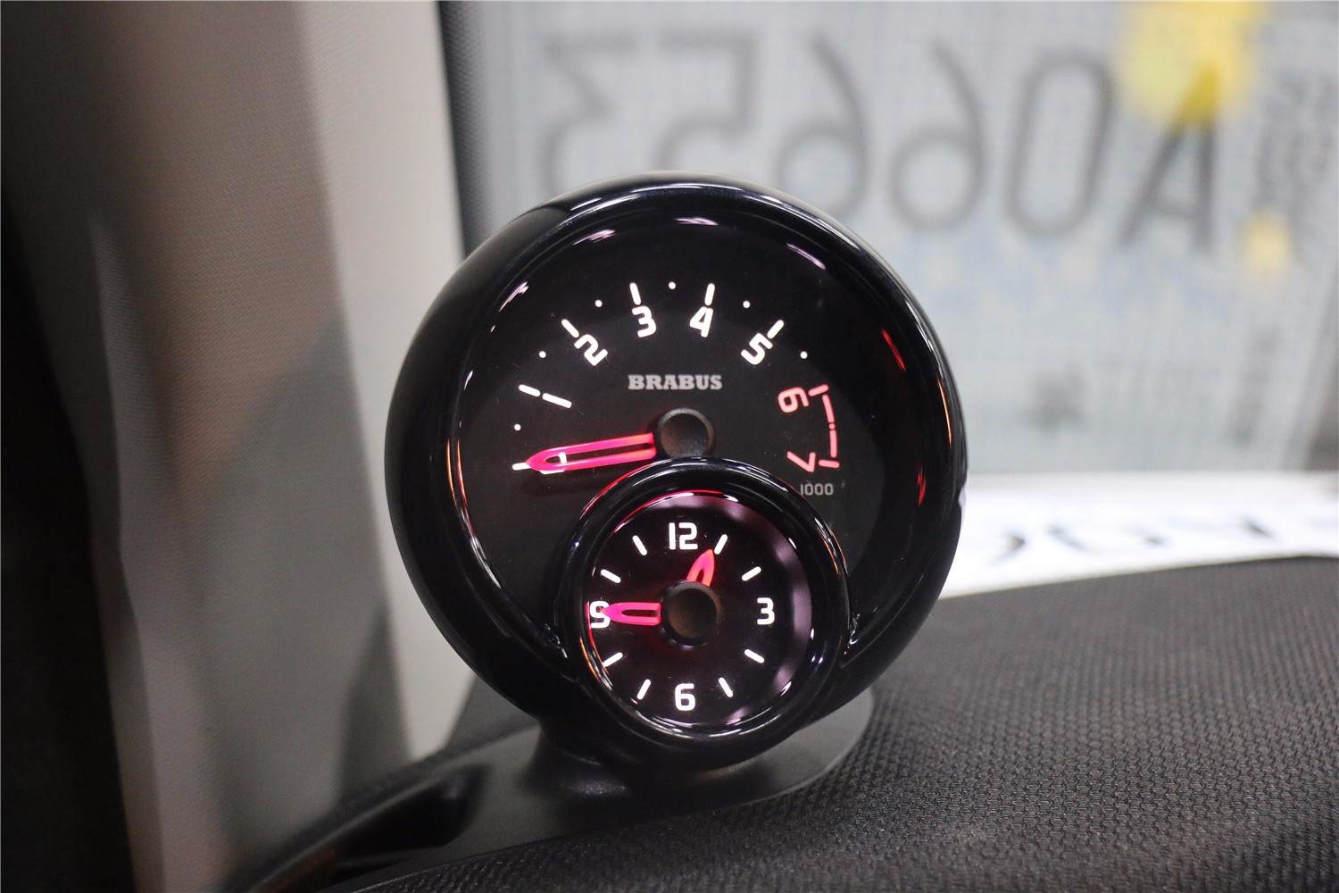 奔驰smart更时尚酷炫 原厂led尾灯迈速表