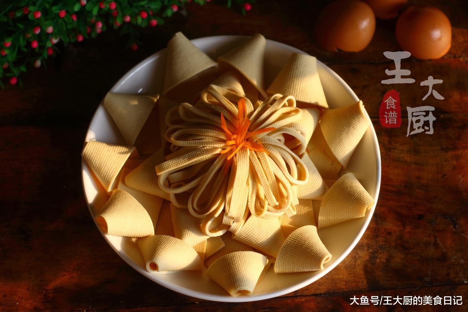 千张摆盘很漂亮, 蘸酱吃, 吃火锅, 拿出来都不一样, 赶快来试试吧