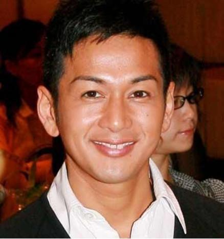 他曾是"无线五虎"之一,迎娶富婆消失12年,今复出后暴瘦!